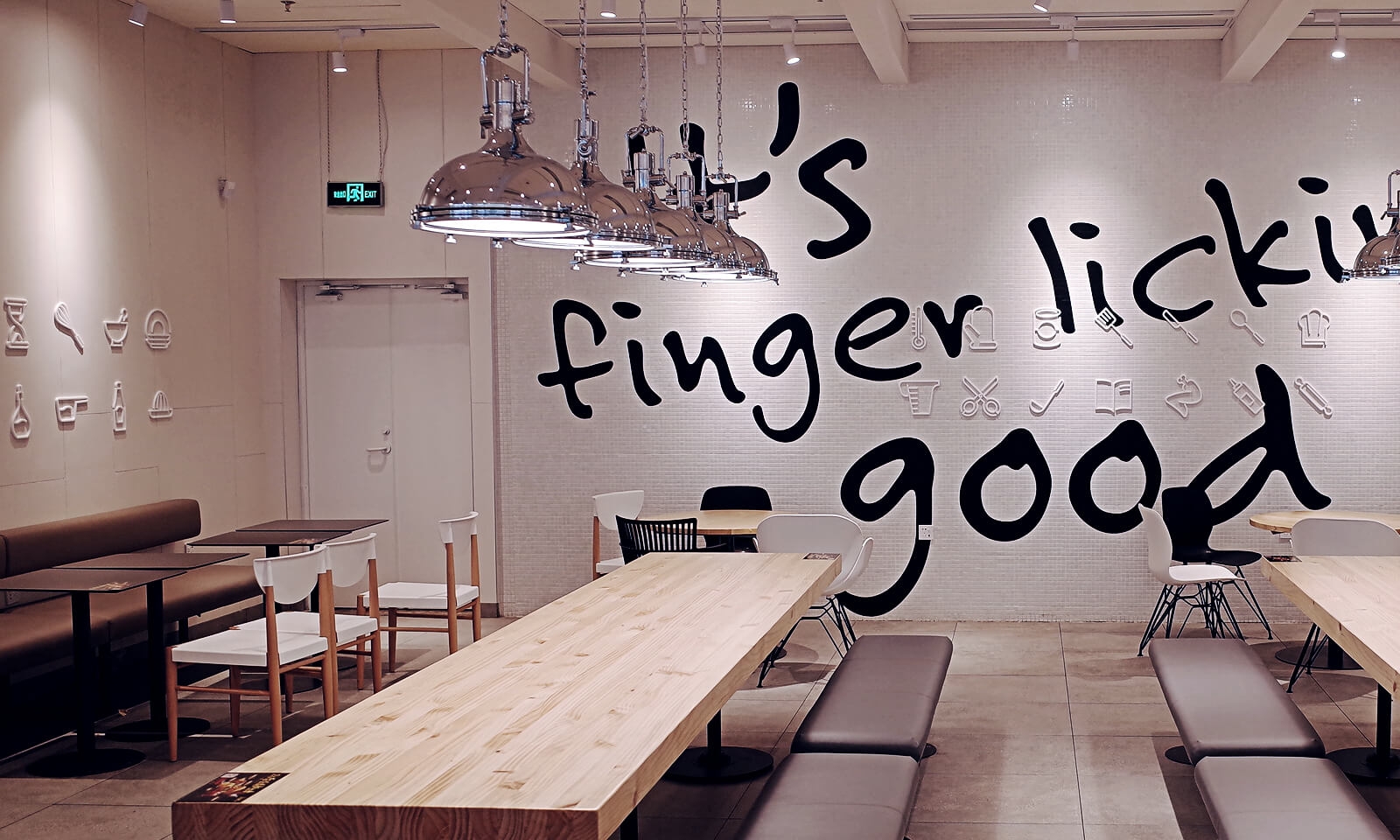 經常去肯德基，卻沒有發現墻上的小巧思|壁畫插畫設計